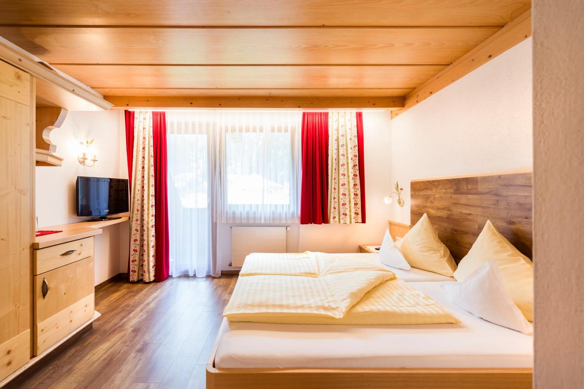 Hotel Angelika Neustift im Stubaital Extérieur photo