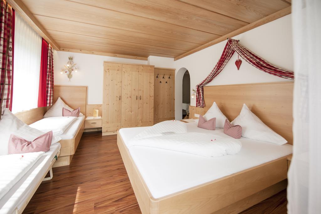 Hotel Angelika Neustift im Stubaital Extérieur photo